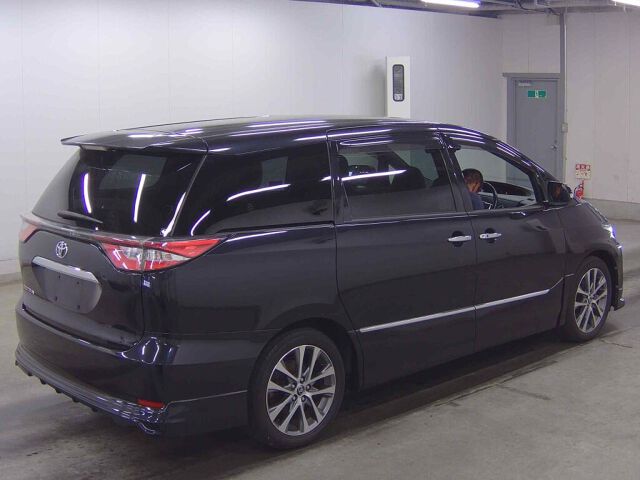 2017 Toyota Estima Aeras Premium auction photo 5