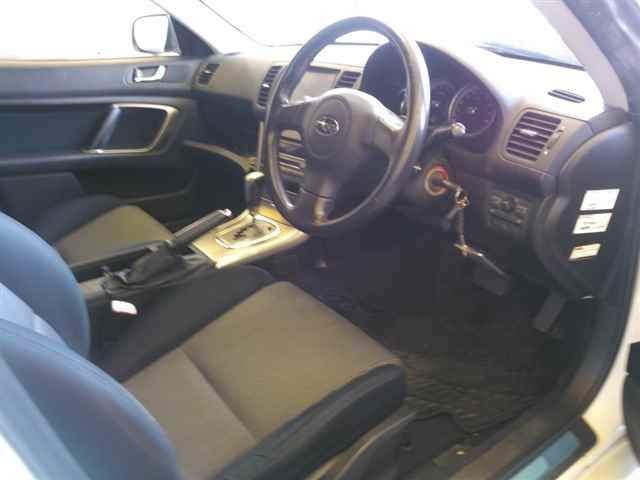 2004 Subaru Legacy 4WD 2.0R auction photo 3