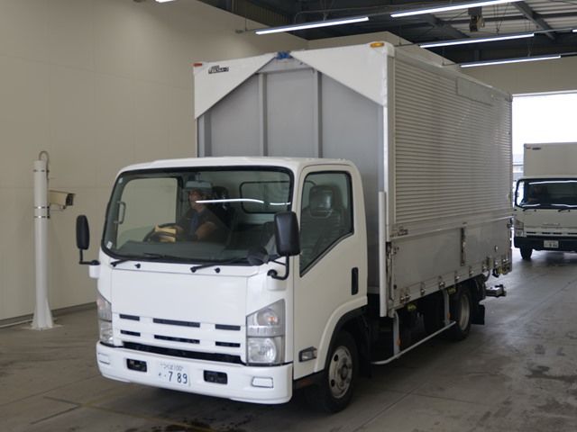 2010 Isuzu Elf アルミウイング PG Japan auction vehicle