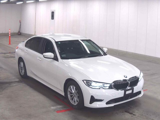 2021 BMW 3 Series 318I Japan auction vehicle