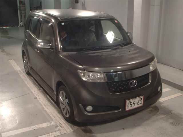 Japan Auction Vehicles 12 2013 Toyota bB ZキラメキーG auction photo