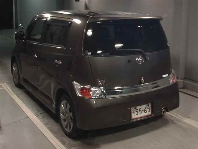2013 Toyota bB ZキラメキーG auction photo 2