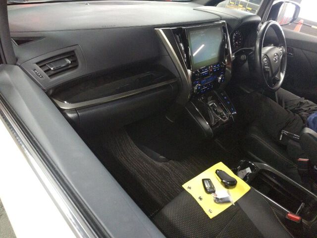 2021 Toyota Alphard 2.5S Type Gold 2 auction photo 3