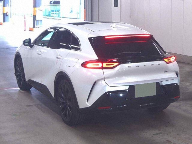2024 Toyota Crown Sport Sports Z (HEV) 4WD auction photo 2