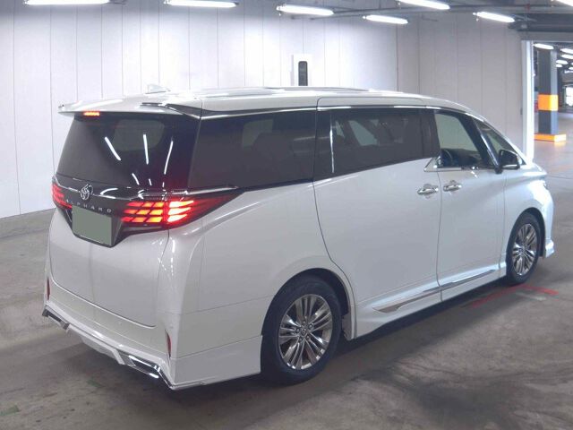 2025 Toyota Alphard Z auction photo 5