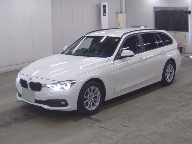 2018 BMW 3 Series 320Dツーリング auction photo 4