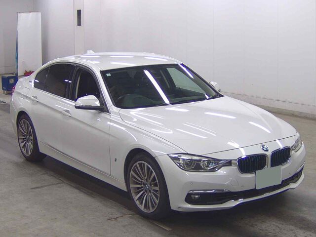 2017 BMW 3 Series 330E Luxury I Puff Japan auction vehicle