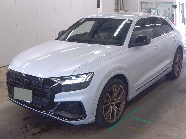 2025 Audi Q8 ブロンズエディション 4WD auction photo 4