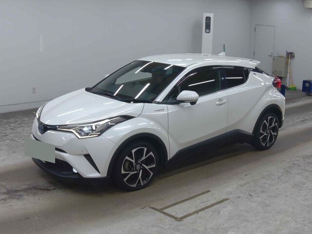 2018 Toyota C-HR G auction photo 4
