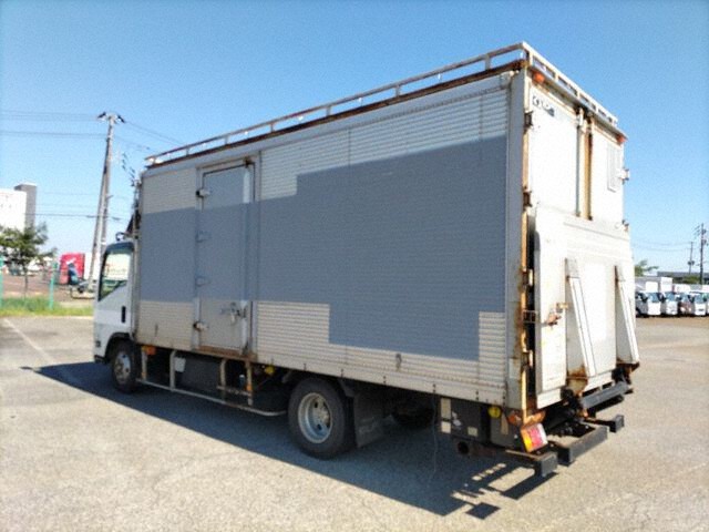 2008 Isuzu Elf パネルバン auction photo 2