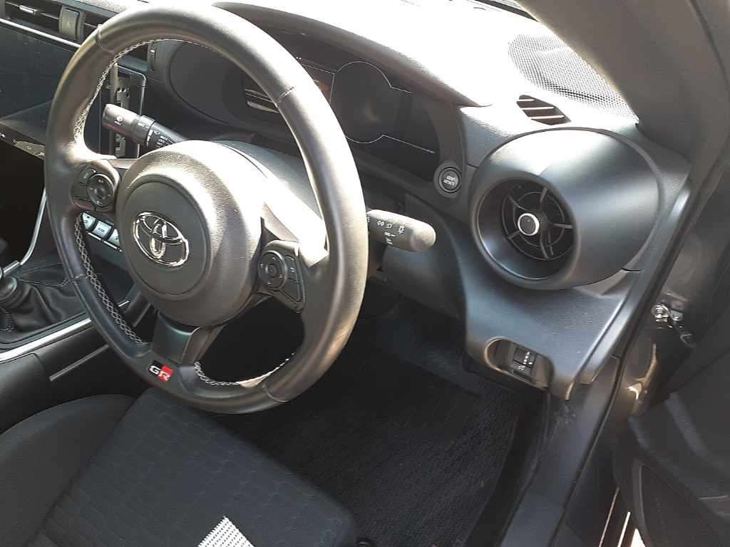 2022 Toyota GR86 RC auction photo 9