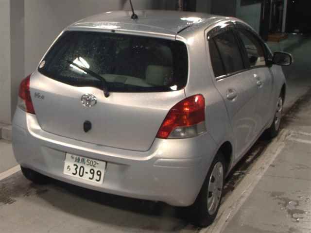 2009 Toyota Vitz F LTD auction photo 5
