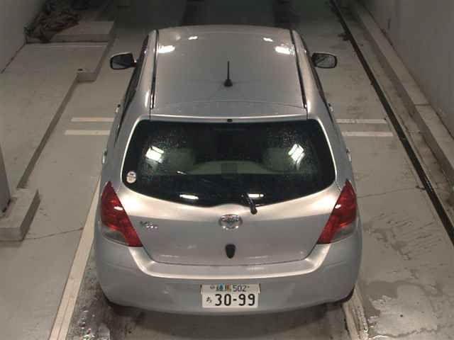 2009 Toyota Vitz F LTD auction photo 7