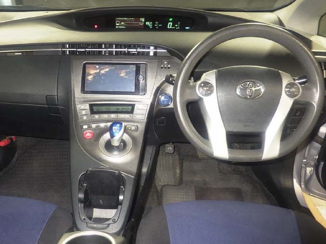 2014 Toyota Prius S auction photo 3