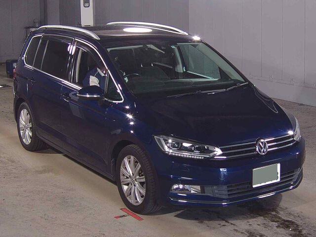 Japan Auction Vehicles 8 2017 Volkswagen ゴルフトゥーラン TSI Highline auction photo