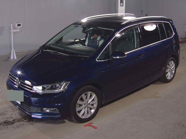 2017 Volkswagen ゴルフトゥーラン TSI Highline auction photo 4