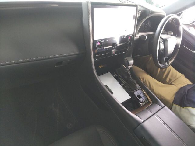 2025 Toyota Alphard Z auction photo 3