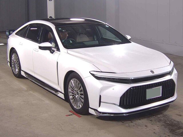 Japan Auction Vehicles 8 2026 Toyota Crown Z(HEV) auction photo