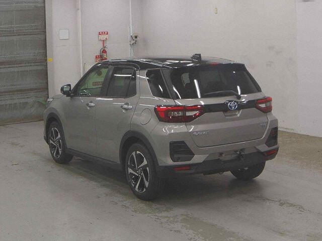 2026 Toyota Raize Hybrid Z auction photo 2