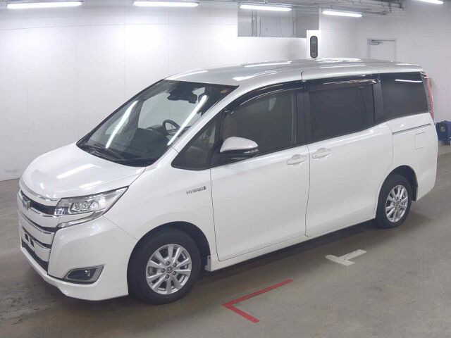 2019 Toyota Noah HV X auction photo 4