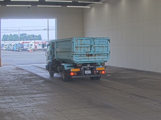 2005 Isuzu Forward コンテナセンヨウ auction photo 2