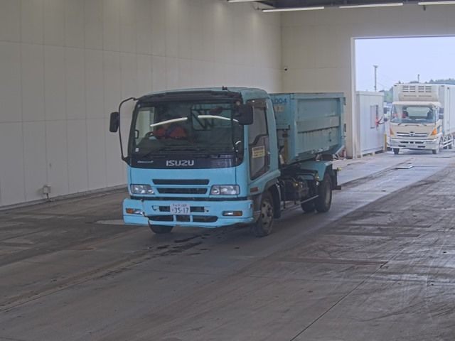 2005 Isuzu Forward コンテナセンヨウ Japan auction vehicle