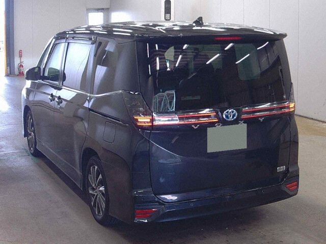 2024 Toyota Voxy Hybrid S-Z auction photo 2
