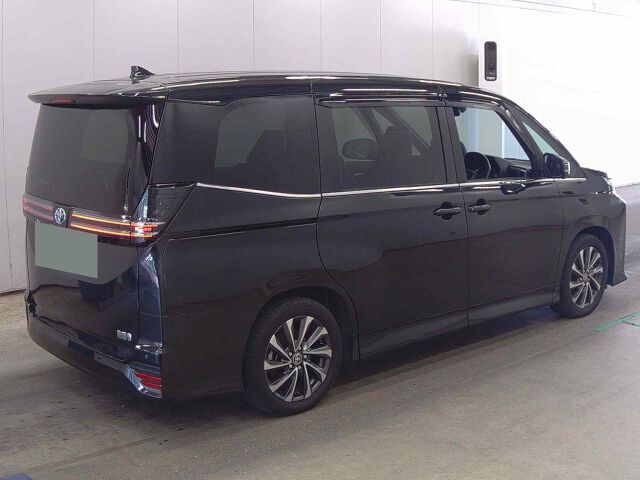 2024 Toyota Voxy Hybrid S-Z auction photo 5