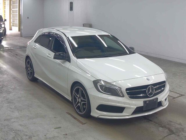 Japan Auction Vehicles 8 2013 Mercedes-Benz A-Class A180スポーツ auction photo