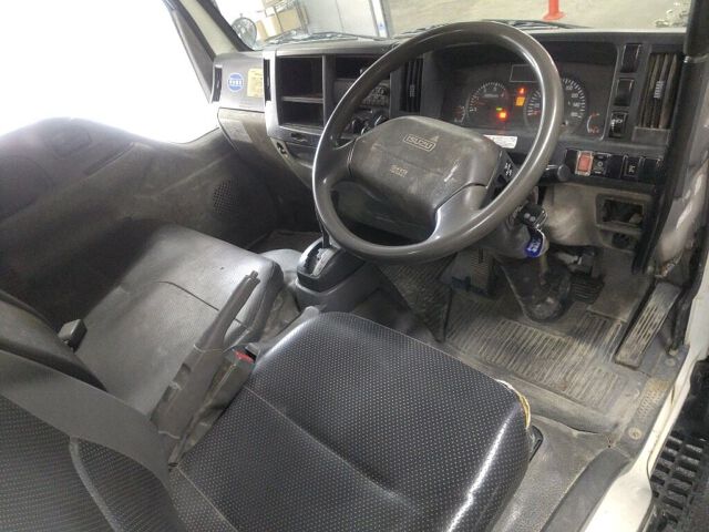 2013 Isuzu Elf Full flat low dump auction photo 3