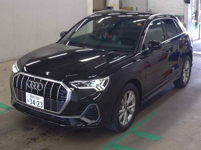 2022 Audi Q3 35TFSI S-Line auction photo 4