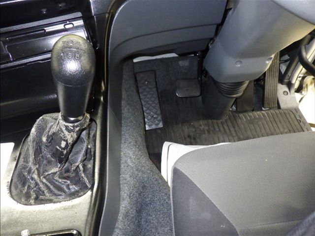 2015 Mitsubishi Fuso Wing auction photo 8