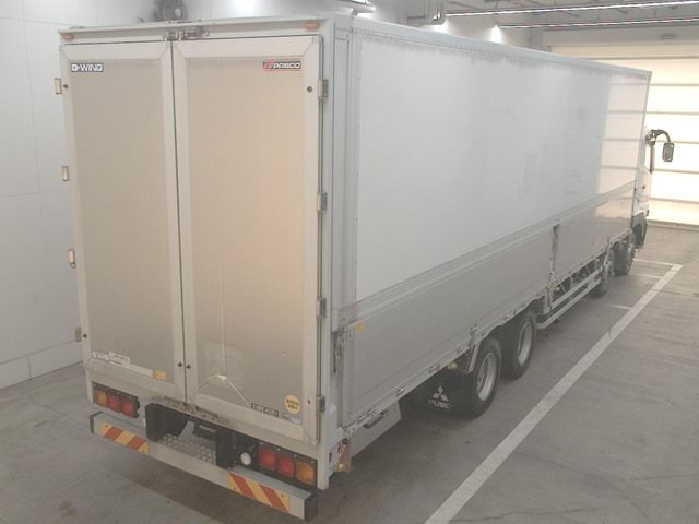 2015 Mitsubishi Fuso Wing auction photo 2