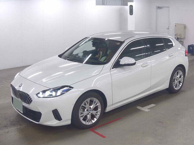 2024 BMW 1 Series 120 auction photo 4