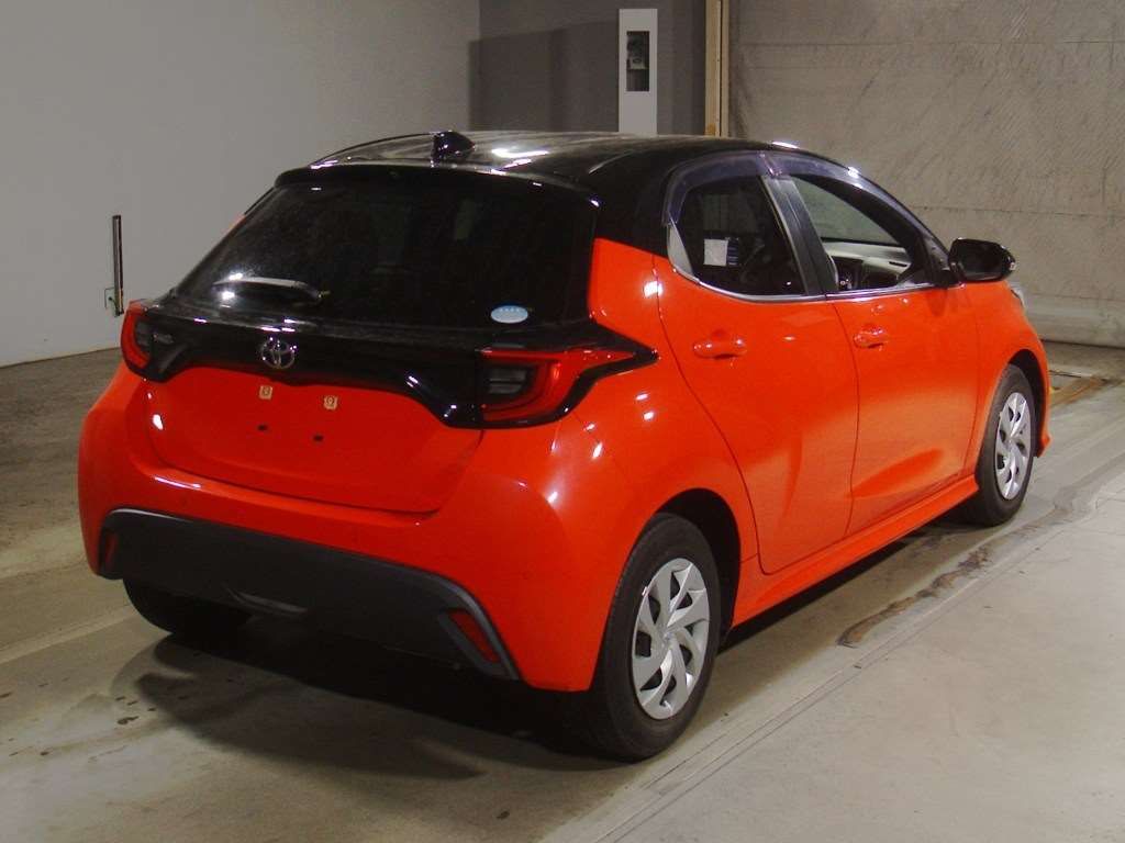 2021 Toyota Yaris G auction photo 2