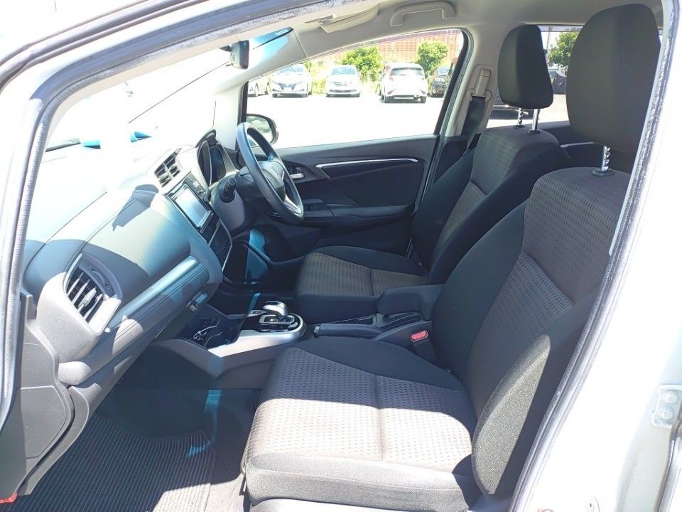 2018 Honda Fit auction photo 16