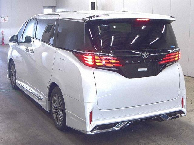 2025 Toyota Alphard Z auction photo 2