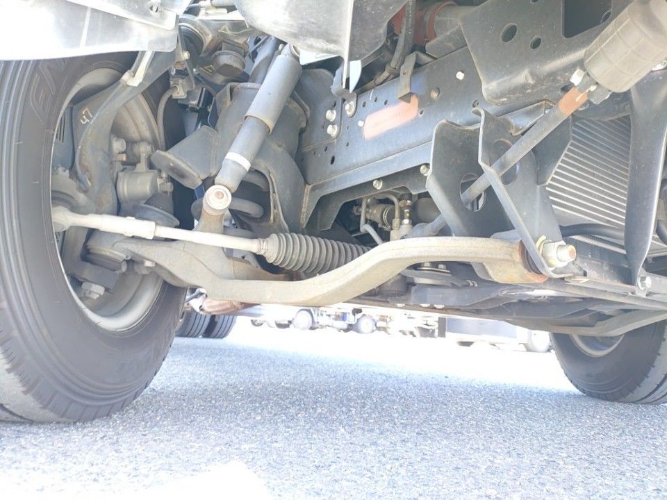 2021 Isuzu Elf auction photo 17