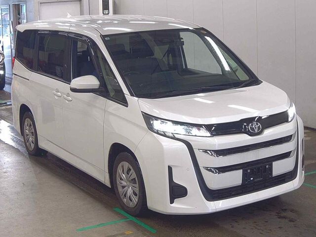 Japan Auction Vehicles 8 2025 Toyota Noah X auction photo