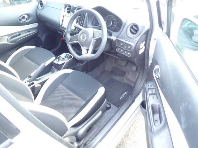 2020 Nissan Note e-POWER B auction photo 5