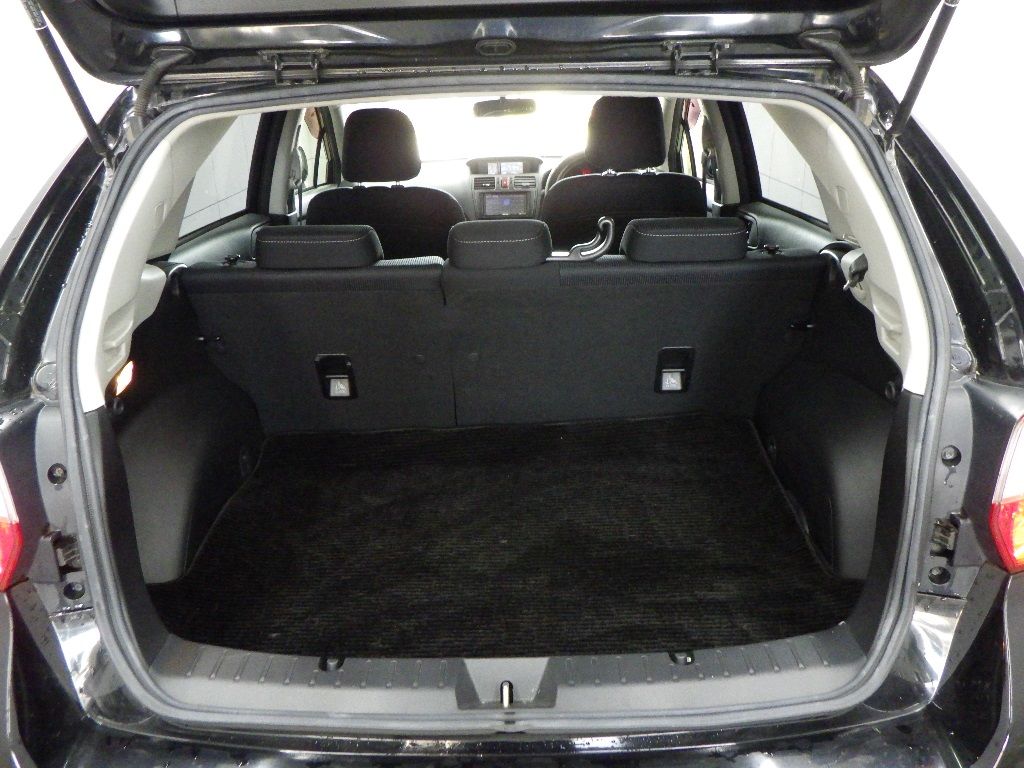 2014 Subaru インプレッサ スポーツ 4WD 2.0i auction photo 9