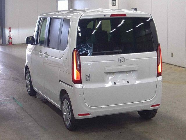 2026 Honda N-BOX Base grade auction photo 2