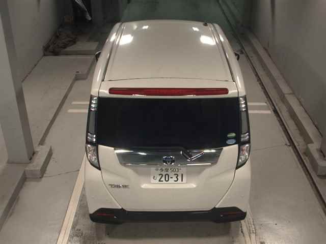 2019 Toyota Tank Custom G auction photo 7