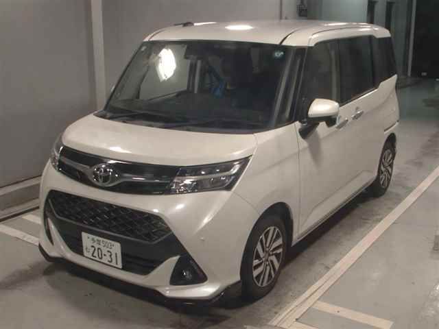 2019 Toyota Tank Custom G auction photo 4