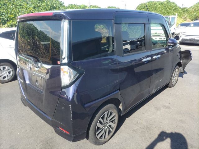2024 Toyota Roomy Custom G auction photo 5