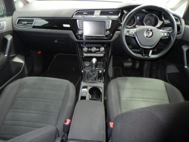2017 Volkswagen ゴルフトゥーラン TSI ハイライン auction photo 3