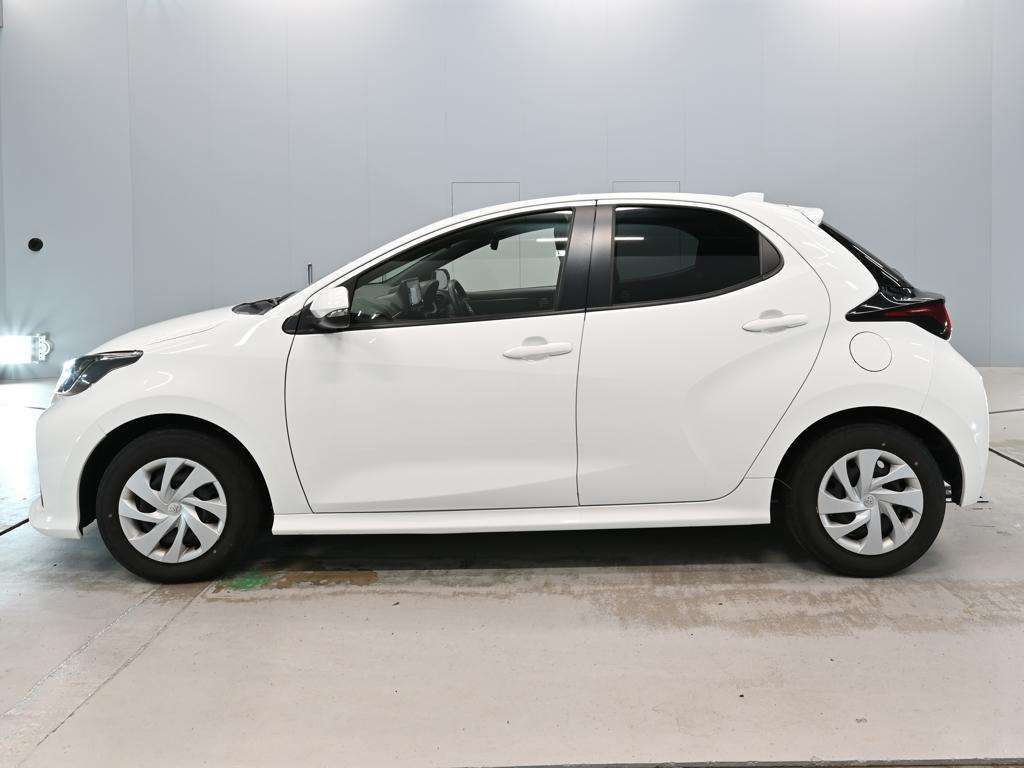 2021 Toyota Yaris X auction photo 4