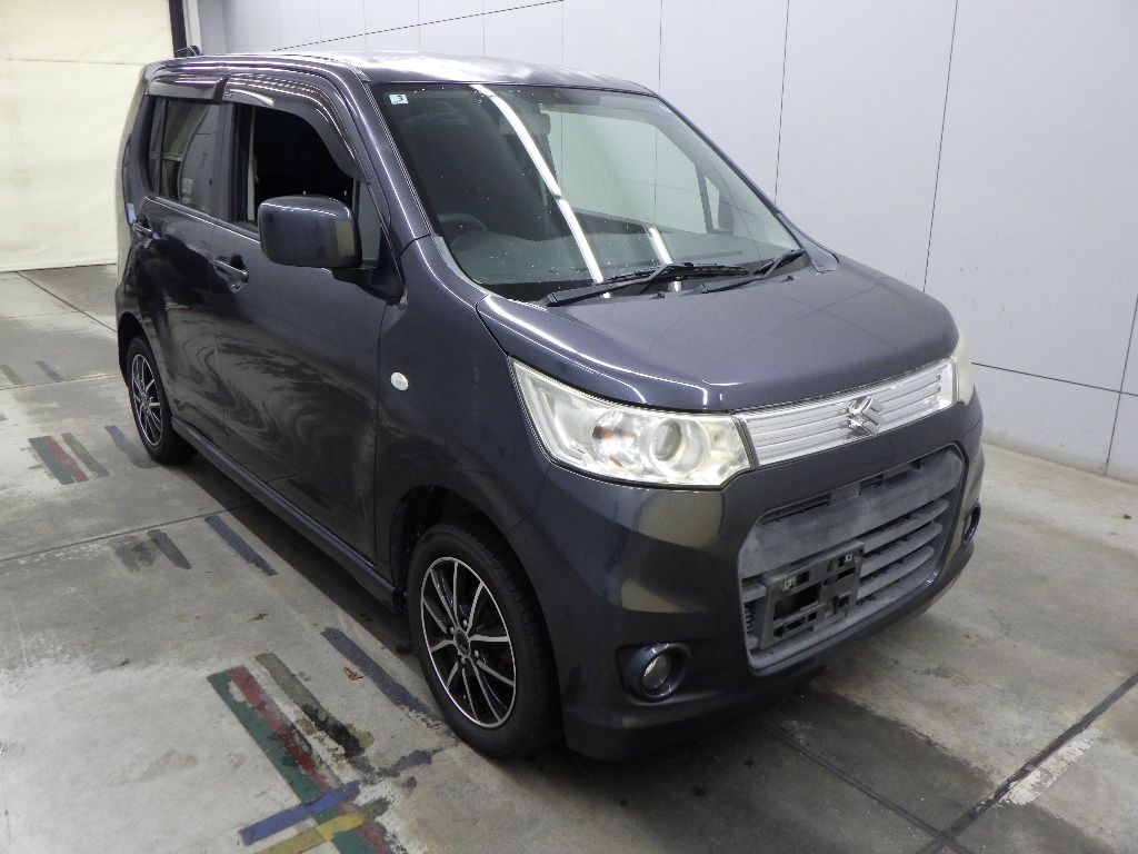 Japan Auction Vehicles 11 2013 Suzuki Wagon R スティングレーX auction photo