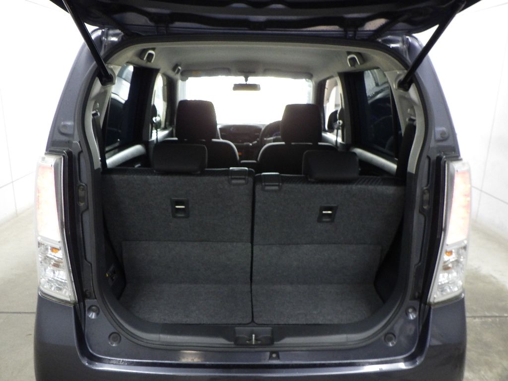 2013 Suzuki Wagon R スティングレーX auction photo 8