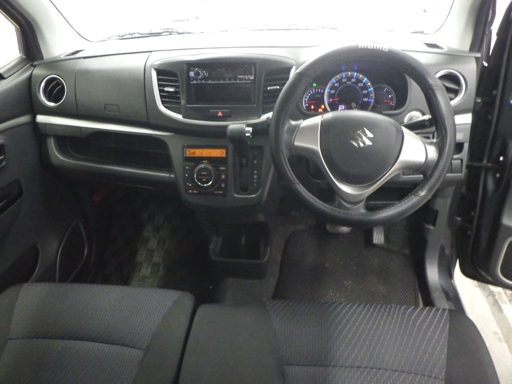 2013 Suzuki Wagon R スティングレーX auction photo 3